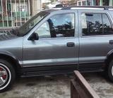 3.Se vende o negosea Kia Sportage del 2000 con motor Toyota 3L. 52373170